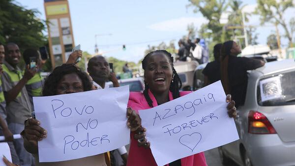 Mozambicans march to ho<em></em>nour protest rapper after death aged 38