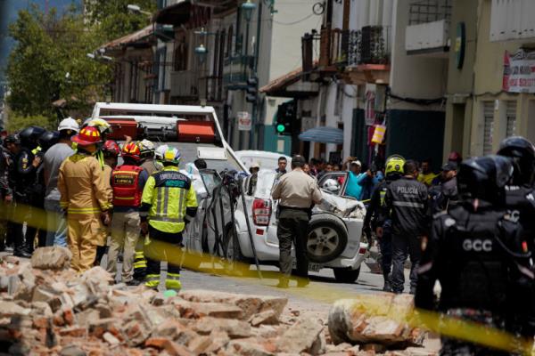 Aftermath of an earthquake in Cuenca